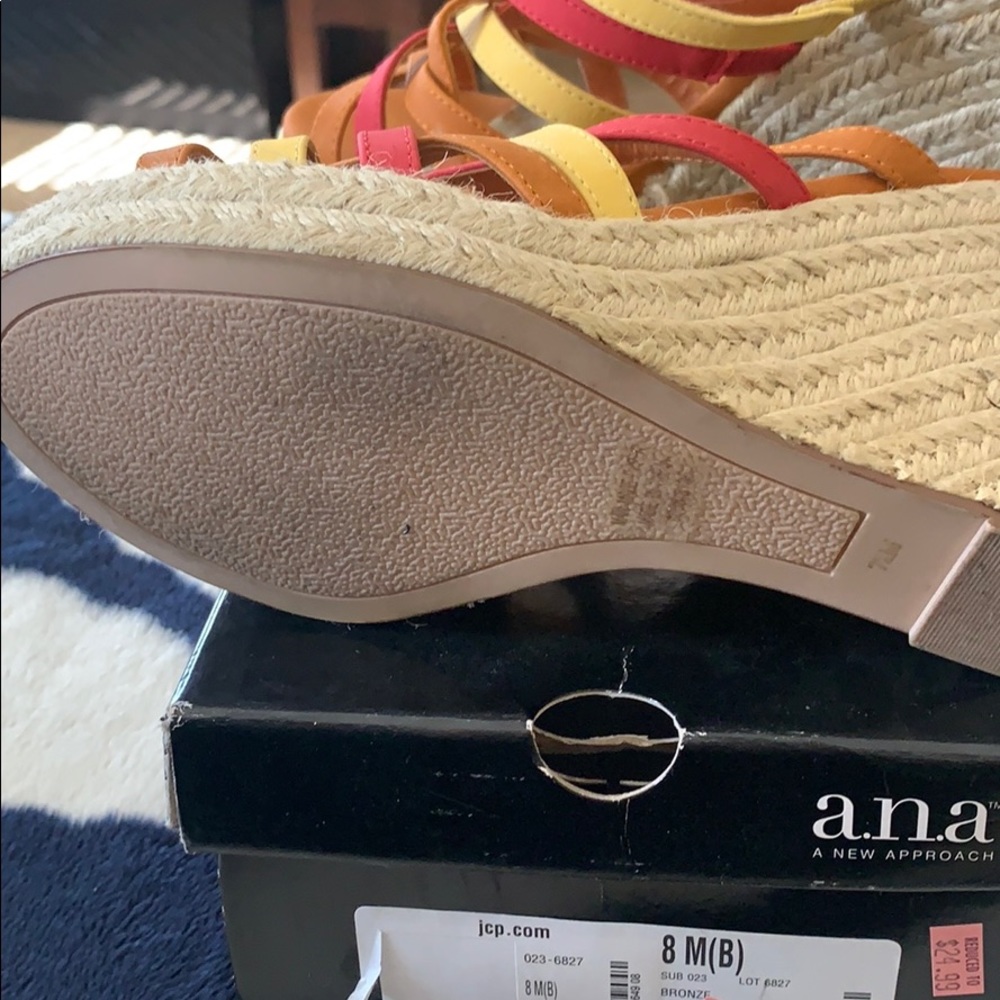 Wedges - Picture 3 of 3
